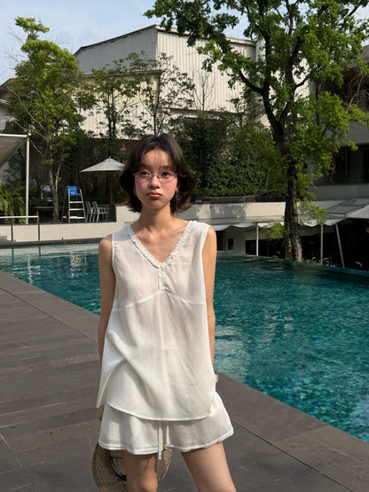 // lyocell麻木耳花邊背心+綁腰短褲套裝