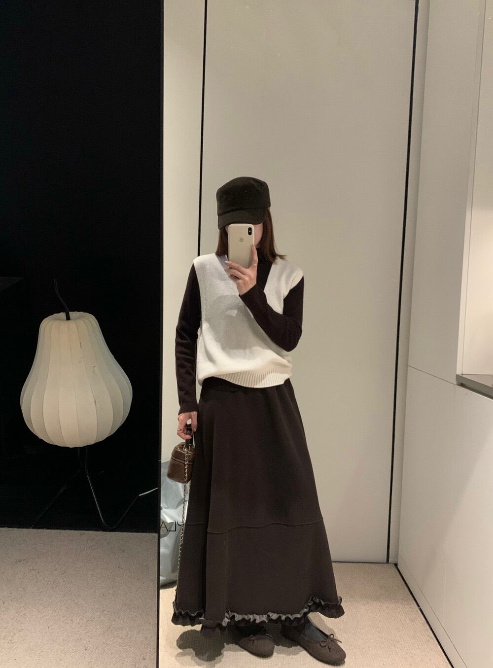 // 無縫一體疊穿必入深v 100%羊毛背心