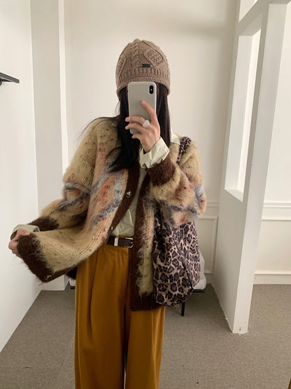 // 復古菱格圖案軟糯V領CD