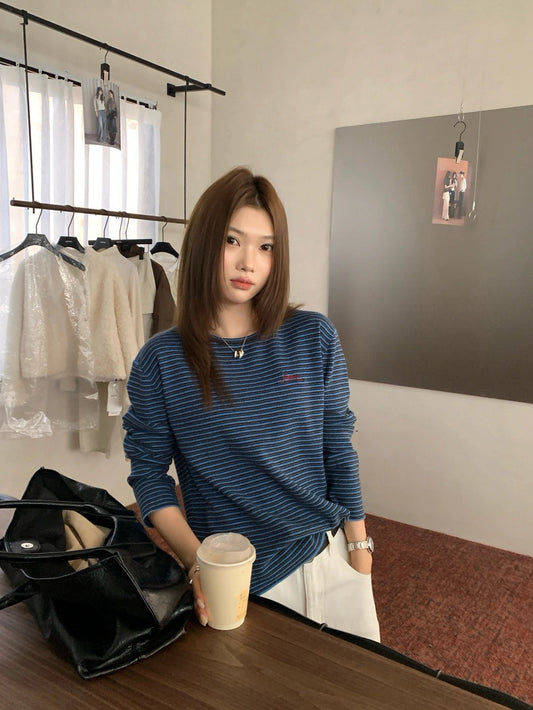 B277 / 小刺繡細間條撞色圓領針織上衣(11%羊毛)