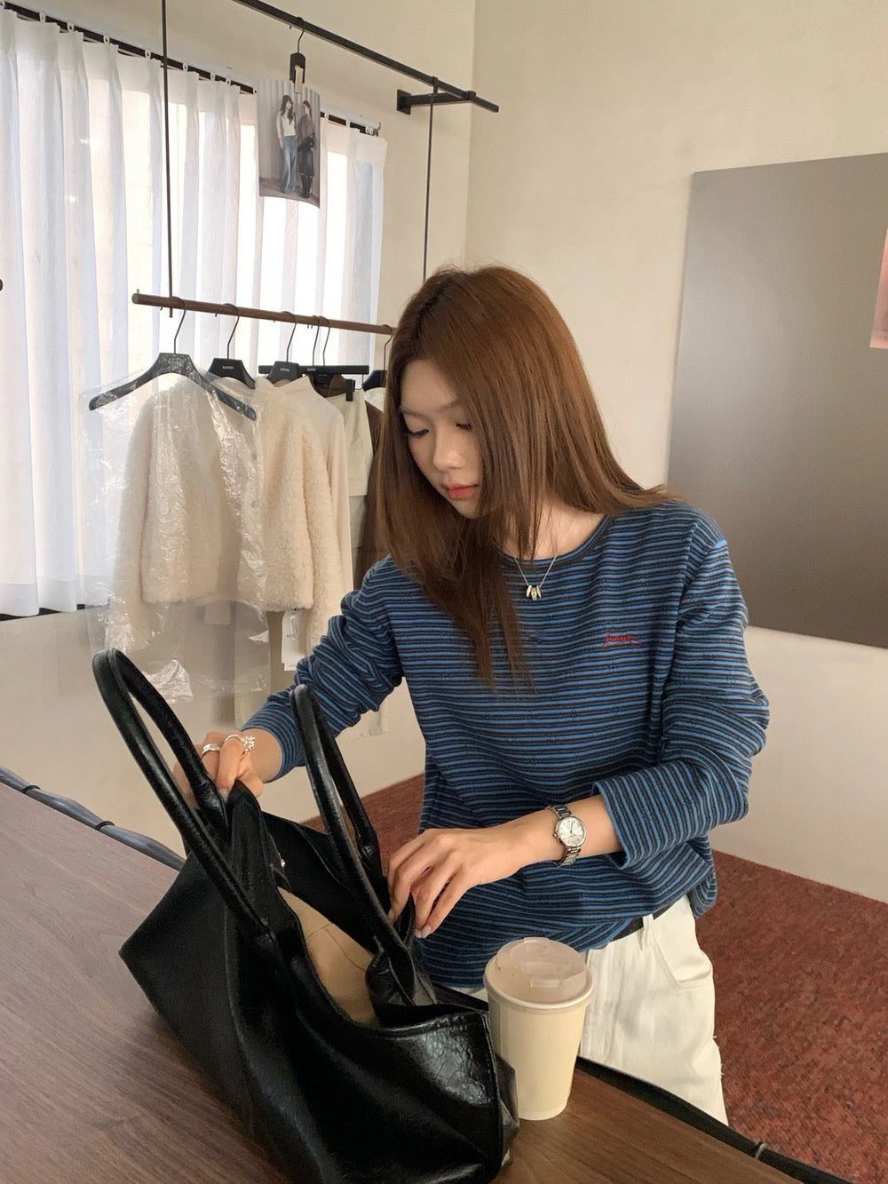 B277 / 小刺繡細間條撞色圓領針織上衣(11%羊毛)