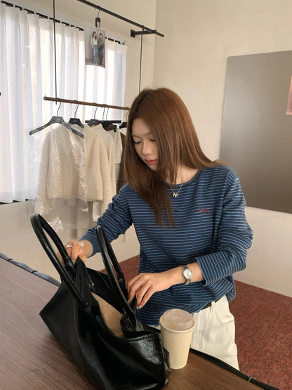 B277 / 小刺繡細間條撞色圓領針織上衣(11%羊毛)
