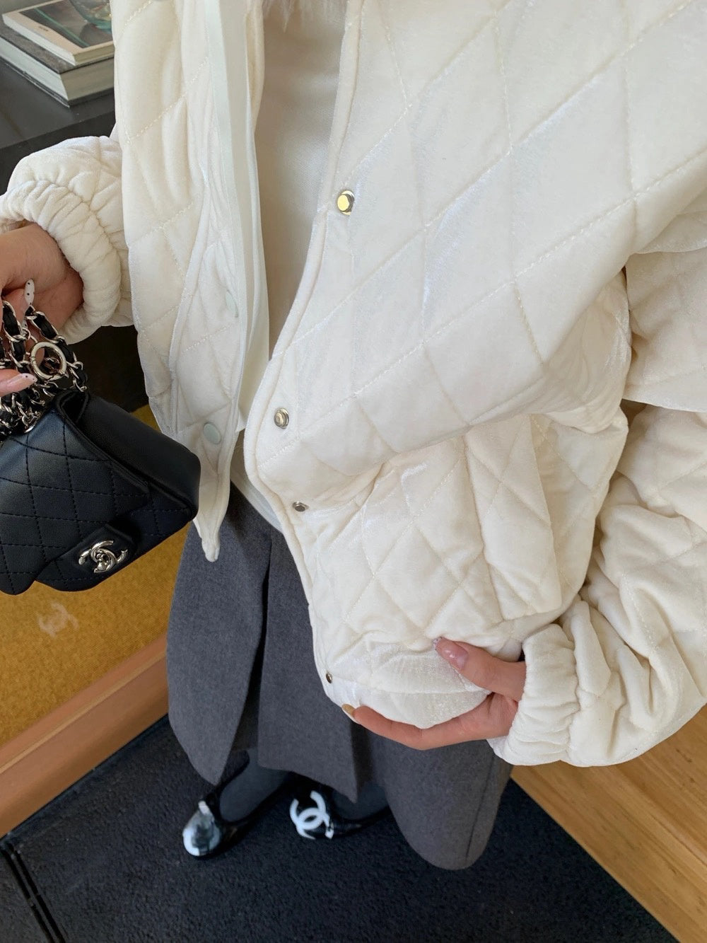J68 / 質感絲絨菱格夾棉外套(連可拆毛領)