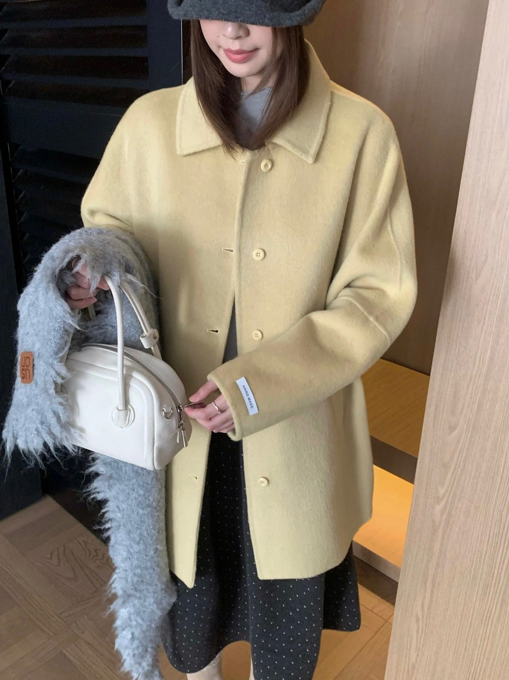 J72 / 溫柔落肩翻領排扣中長手工羊毛外套(10%alpaca+90%wool)