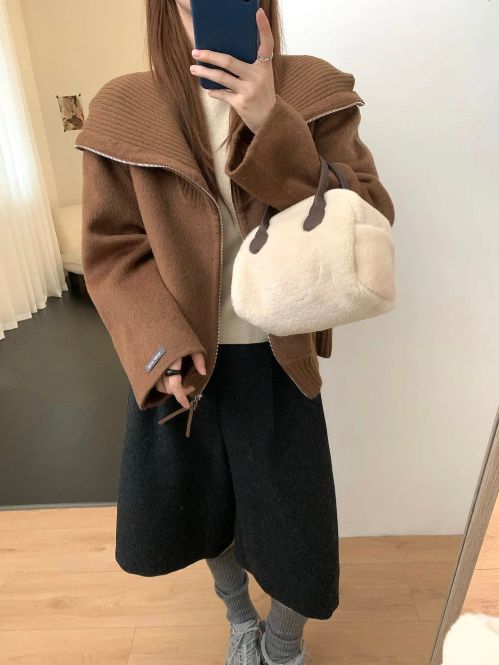J77 / 針織大翻領拼接手工羊毛外套(65%wool)