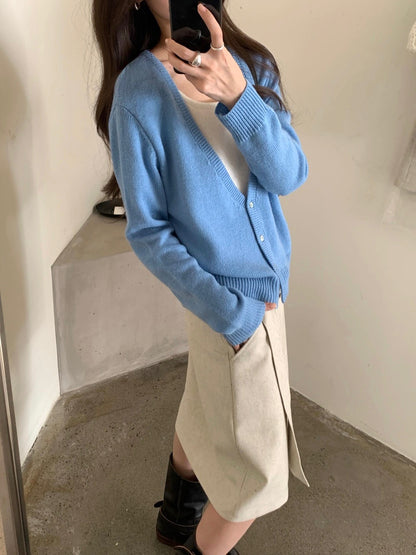 C92 / 深V假兩件撞色拼接針織上衣(50%羊毛)